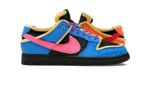 Nike Dunk low 
Cactus Plant Flea Market Swamp Sponge Photo Blue