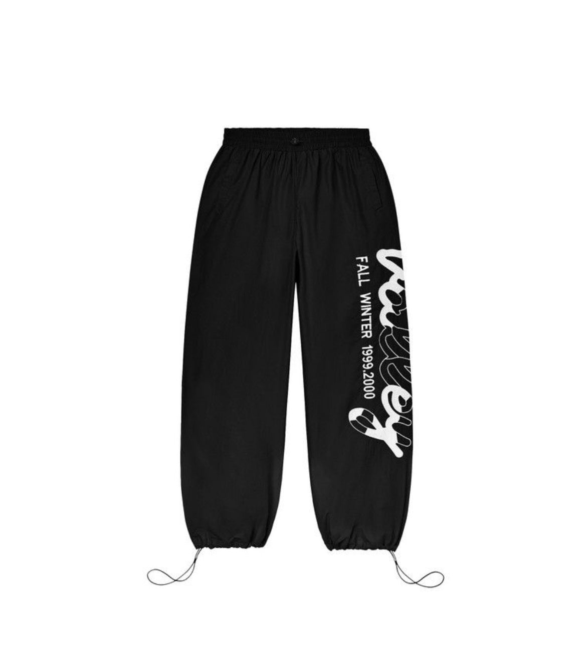 Vale Forever Big Signature Swish
Black