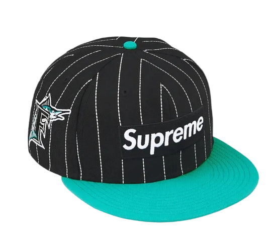 Supreme MLB Teams Box Logo
Striped Cap