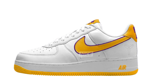 Nike Air Force 1 "Kob
Bryant"