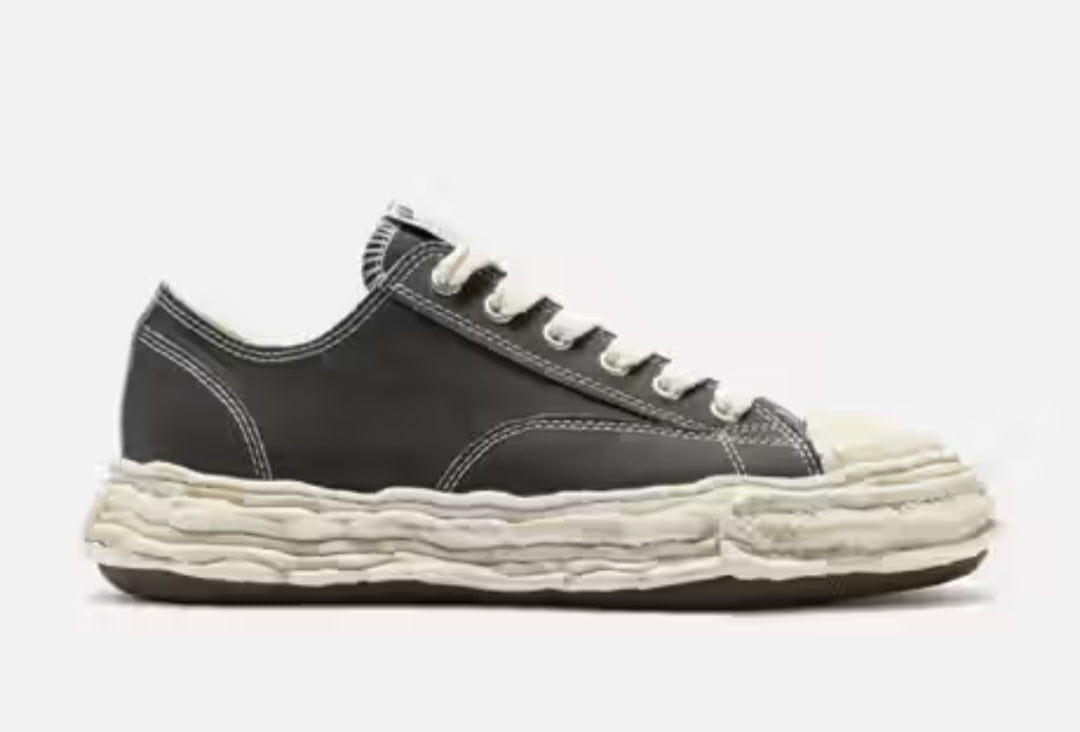 Maison Mihara Yasuhiro 
"Peterson23"